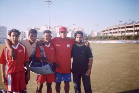 simo avec les amies et le coach taleb